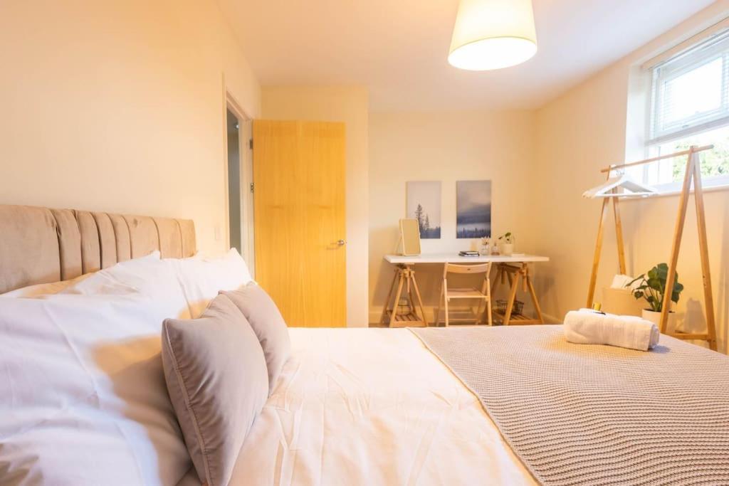 The Wellness Lodge- Gym, Table Tennis, Cinema, Parking And More! Bath Kültér fotó